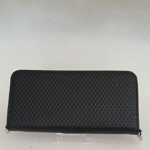Black Zip Around Wallet With D Rungs